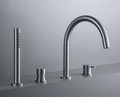 Waterevolution Flow 4-Loch-Wannenbatterie für Wannenrandmontage komplett aus Edelstahl T138IE