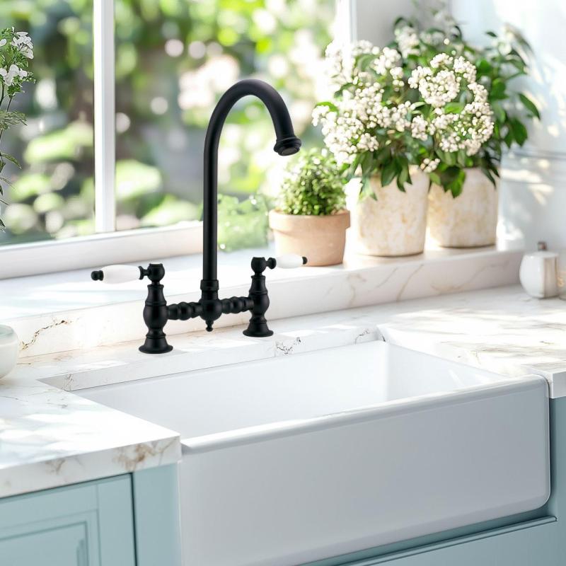 PB Nostalgische Brücken-Küchenarmatur, mattschwarzer runder Auslauf mit weißen Griffen PBN.ZW.R.WH