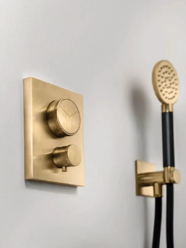 SB Rubinetterie Universale Handbrausegarnitur mit Schlauch und Aufhängehaken gebürstetes Messing gold PVD 1208953551