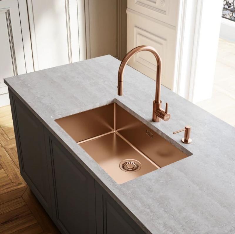 Franke Kupfer Küchenarmatur Eos Neo mit ausziehbarem Brausekopf, PVD Kupfer 115.0628.254