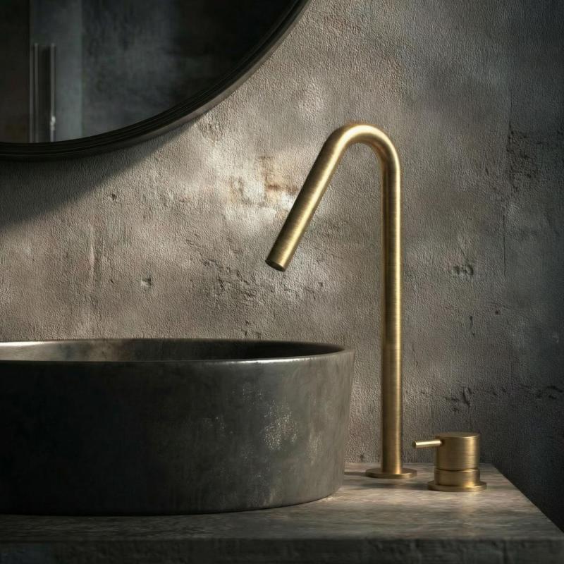 Waterevolution Flow 2-Loch-Waschtischarmatur mit hohem V-Auslauf 227mm, gebürstetes Messing T1122VLE