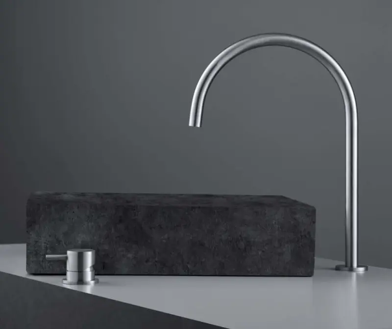 Waterevolution Flow 2-Loch-Waschtischarmatur komplett aus Edelstahl mit hohem U 200 mm Auslauf T1122UIE
