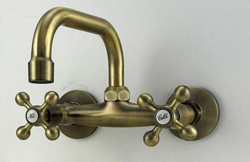 AquaTrimo Vivaldi klassische Wand-Küchenarmatur mit Auslauf, Bronze 21VV7066BN