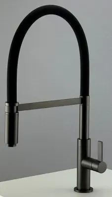 Ausmann Lavea Gun Metal Küchenarmatur PVD Graphit mit schwenkbarem und flexiblem Auslauf 1208957437