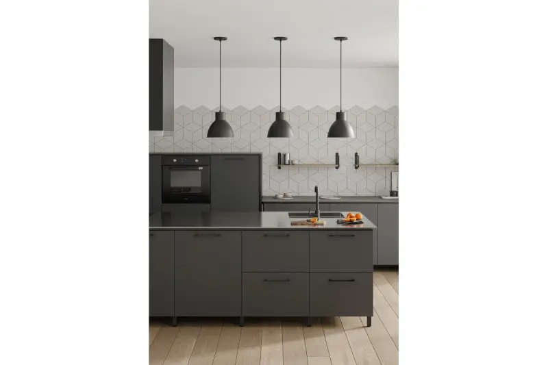 Decor Dante schwarz matt Pendelleuchte mit weißem Innenraum, Durchmesser 27,5 cm 2119