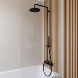 Waterrevolution Flow Duschkombination mit Regenduschkopf matt schwarz 200mm T141NRPR