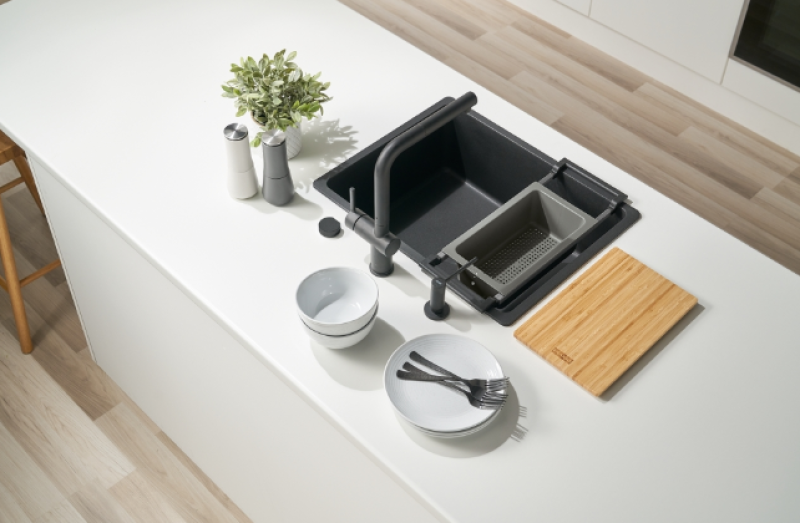 Franke Universelles Zubehör All-In Set 1 - Schneidebrett, Kunststoffeinsatz und Teleskopbrücke 112.0655.481