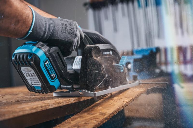 HÖGERT Akku-Kreissäge, 18V, ohne Akku, Staubsaugeranschluss