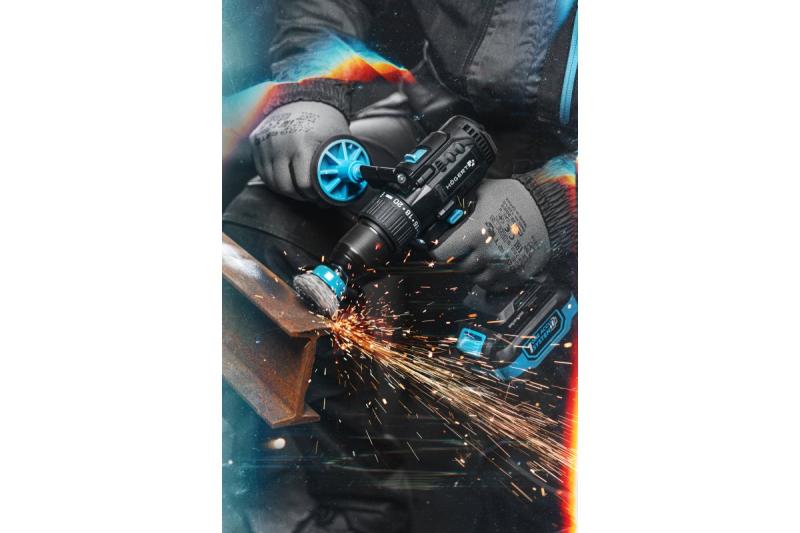 HÖGERT Borstelloze accu-schraubendreher-Set, 18V, mit Bithalter, Bitmagazin, Ladegerät und Akku.