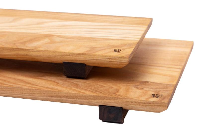 Woodsea Sushi S- Eschenholz Sushibrett mit Walnussholzbeinen 30x12 cm 1208971584