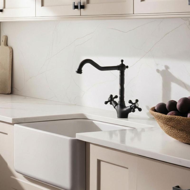 Aquanello Heritage Ascot Klassische Küche – Nostalgischer Küchenarmatur in Schwarz mit abgewinkeltem Auslauf BL-4002-HA