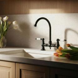 Aquanello Heritage Manor Klassische Küche – Nostalgische Brückenarmatur, schwarz mit weißem Hebel und rundem Auslauf BL-0011-HM