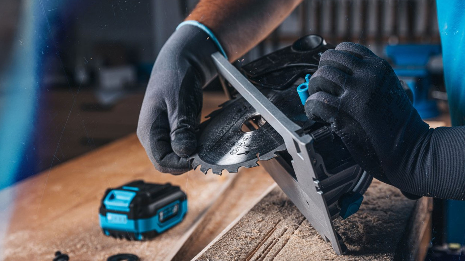 259_en_media-1_how-to-prevent-blade-burnout-on-circular-saws-16x9.jpg