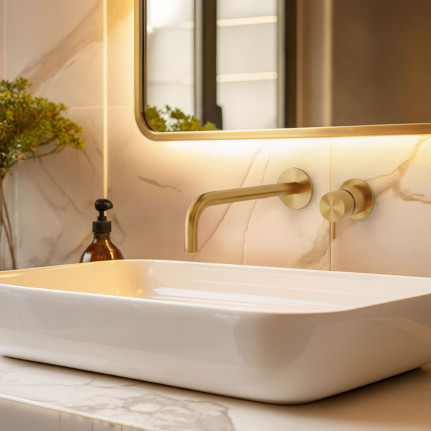 Festiver Badezimmerstil: Fügen Sie Luxus mit Gold- & Bronzearmaturen hinzu